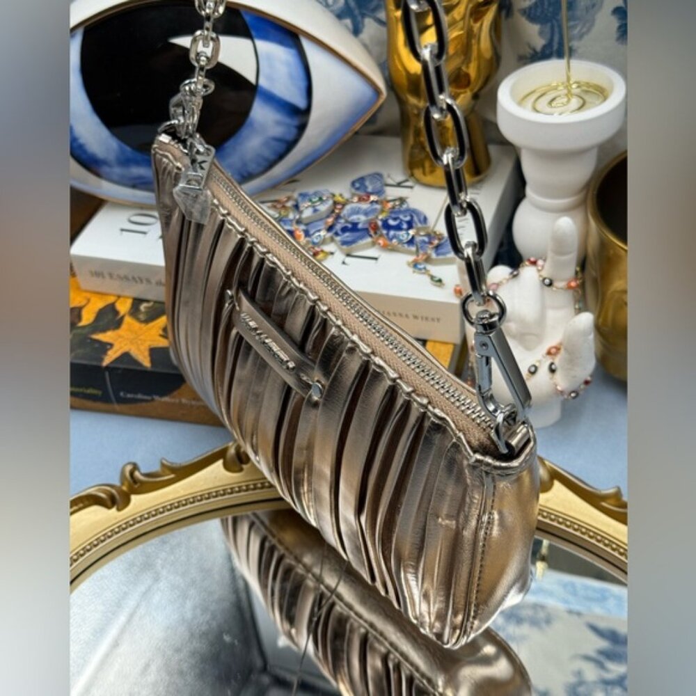 🆕 KARL LAGERFELD PARIS 🧿 NWOT K/Kushion Shoulder Pouch, Champagne Metallic - Picture 9 of 16
